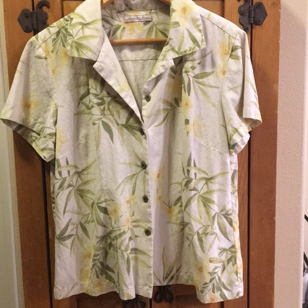 Jamaica Jaxx women’s button down (L)